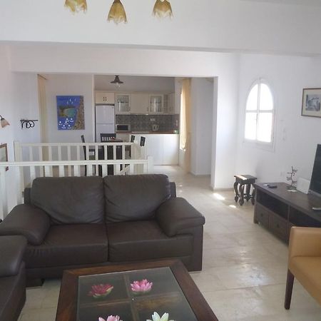 Paradisos House Apartment Skiathos Town Bagian luar foto