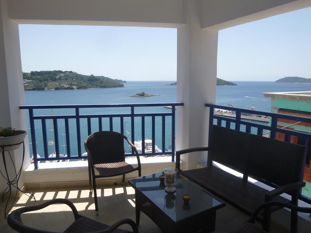 Paradisos House Apartment Skiathos Town Bagian luar foto