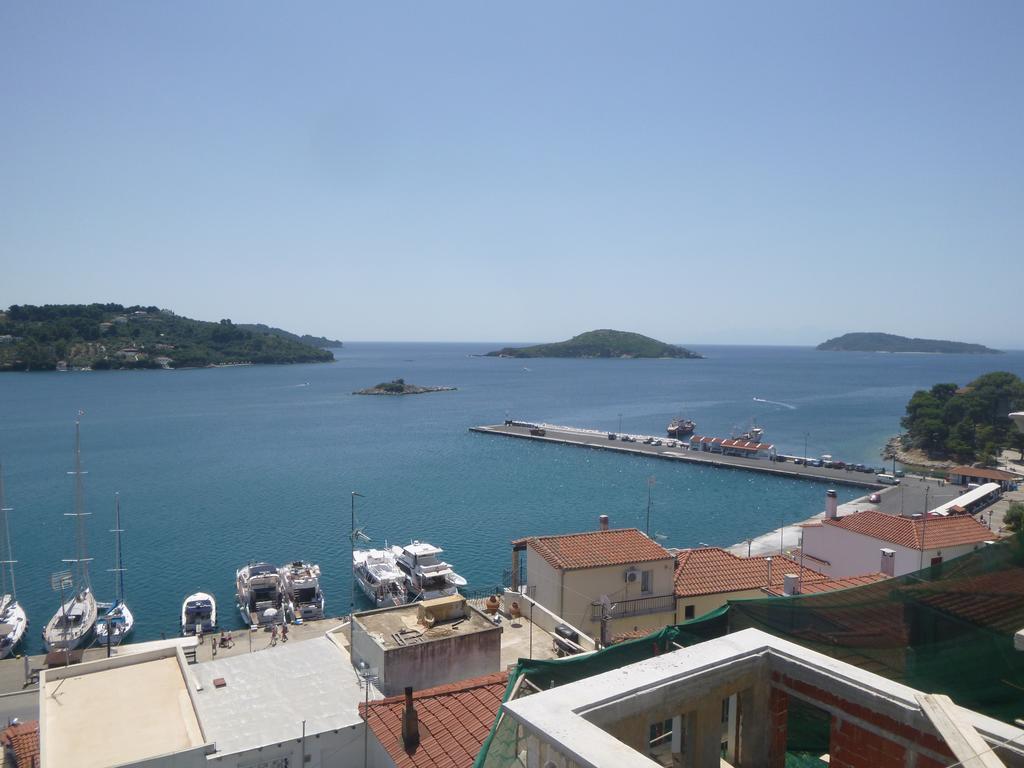 Paradisos House Apartment Skiathos Town Bagian luar foto